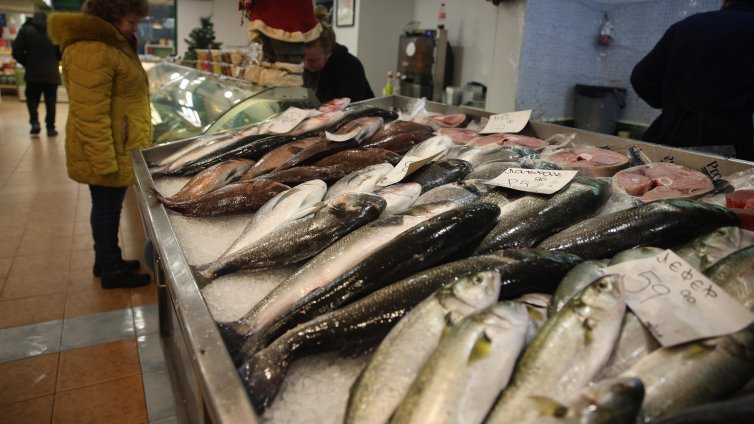 Преди "Никулден": Българската риба изчезва от пазара