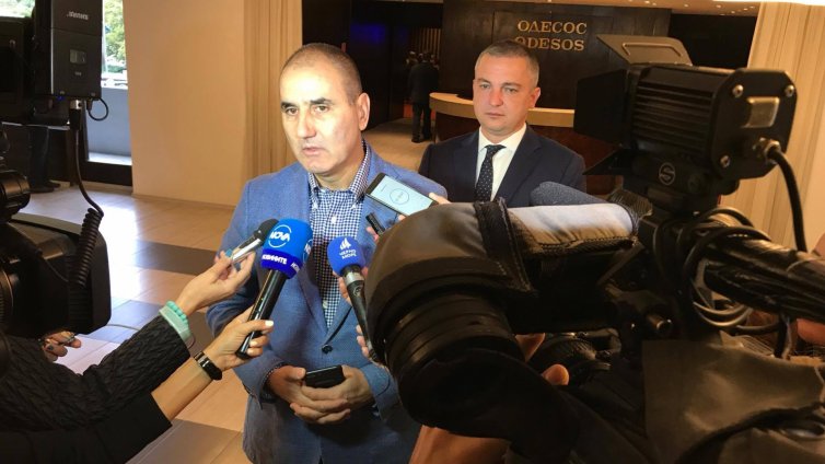 Цветан Цветанов: Силата на партията е, когато тя излиза с лицето си пред  обществото