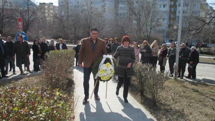 Във Варна отдадоха почит на руските воини