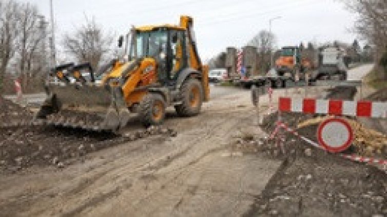 Забавен ВиК-проект обърква движението на автобусите до курортите край Варна това лято