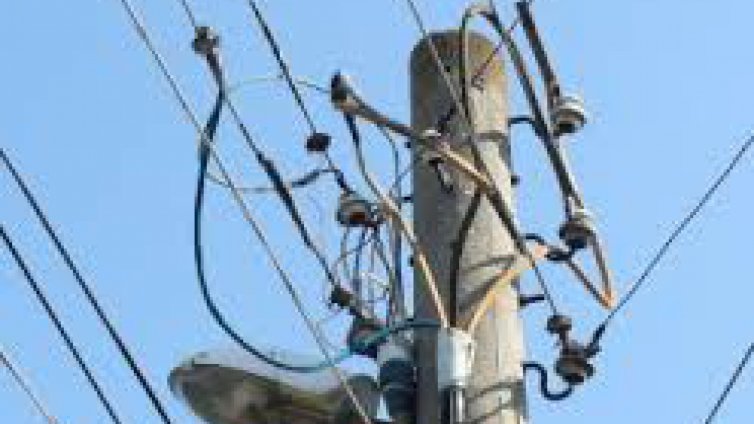 Крадци спряха тока в Бяла