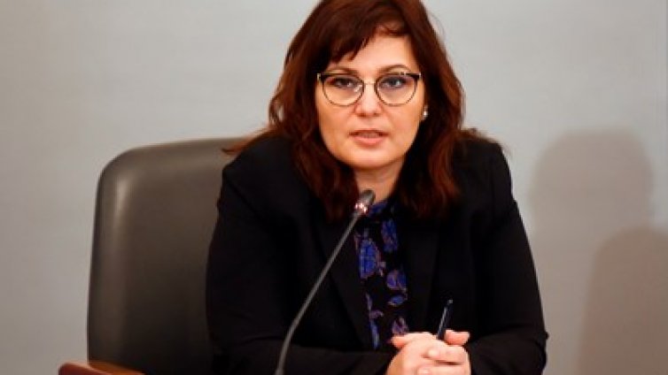 Сербезова спретна група да разследва: Ваксинирани, пък умират от вируса!