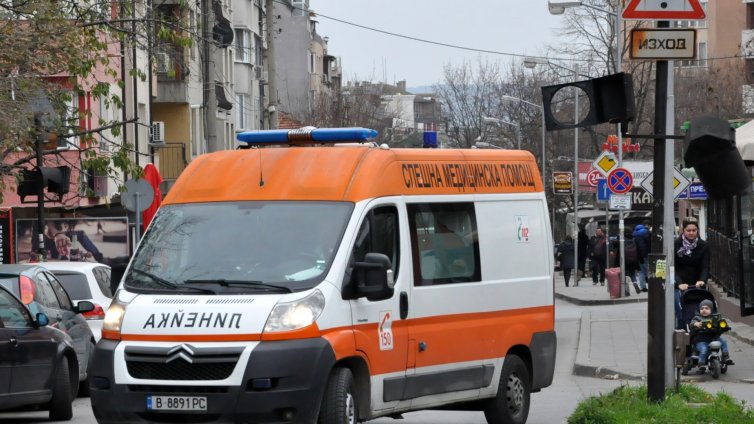 Две шофьорки блъснаха пешеходци във Варна