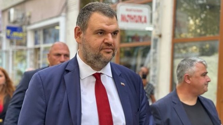 Номинираха Делян Пеевски за председател на ДПС