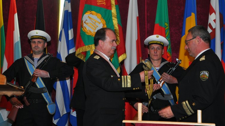 Нова военна техника е основната цел на новия шеф на ВМС