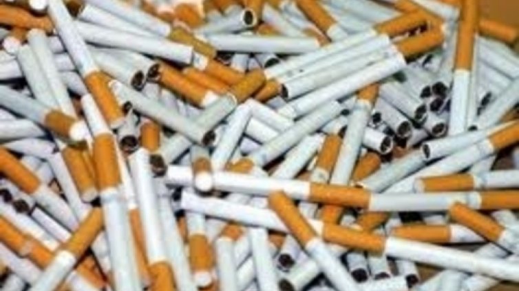 Задържаха жена за притежание на акцизни стоки без бандерол