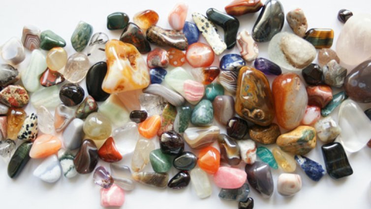 Изложба показва минерали от 5 континента