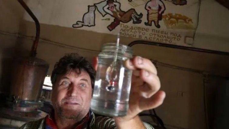 Откраднаха казан за ракия от мазе във Варна