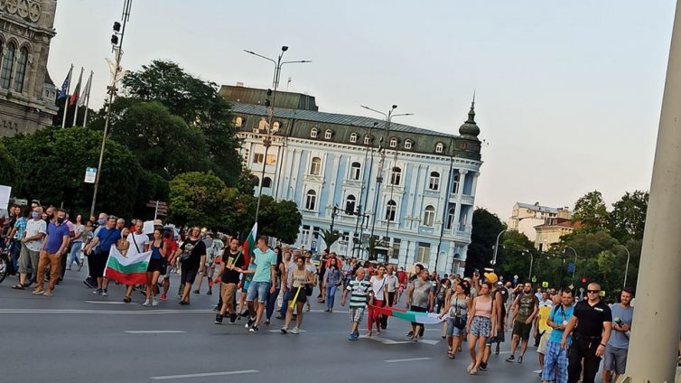 19-ти ден на протести във Варна