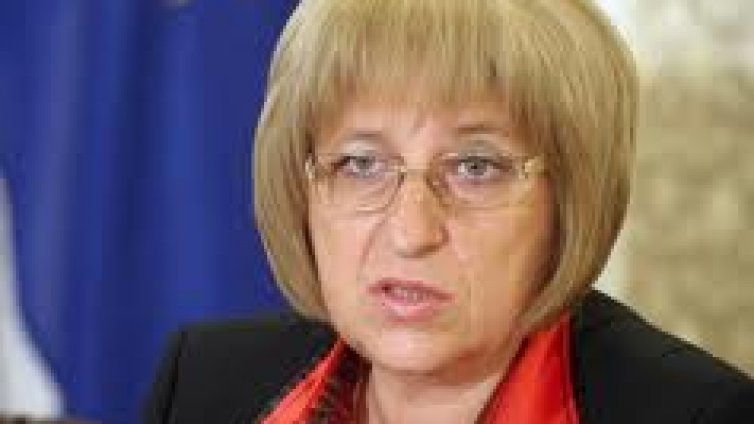 Цачева: Кога да чакаме тази оставка?