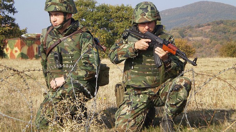 Пенсиониращите се под пагон намаляха петорно