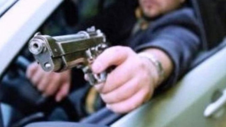 Гърмят с газов пистолет до магазин във "Владиславово"