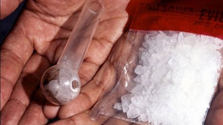 Хлапета забъркват метамфетамини от хапчета за грип