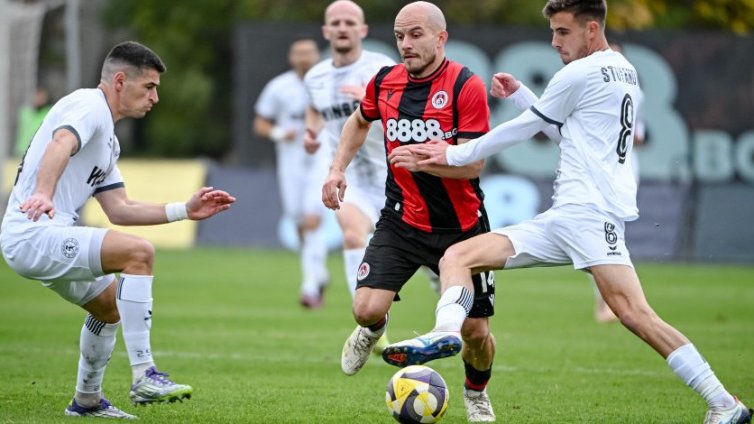 Ботев (Враца) победи Локо (София) с 1:0