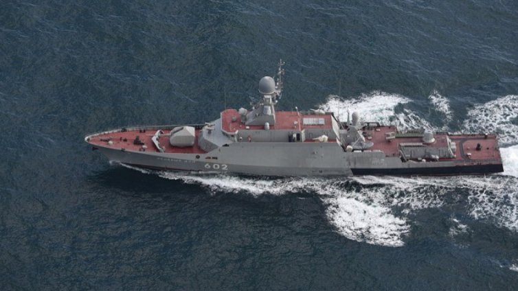 Руски ракетоносци плават към Северно море