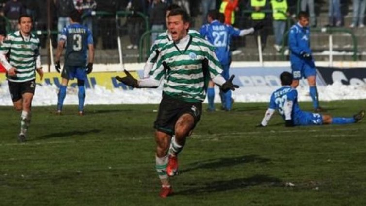 Дани Георгиев аут за дербито със „сините”