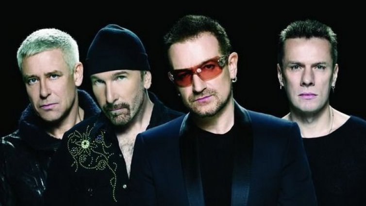 U2 с изненадващ концерт в нюйоркското метро