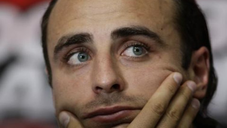 Предизвикаха Бербатов да се залее с ледена вода