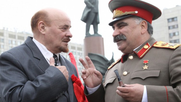Ленин и Сталин се сбиха в Москва