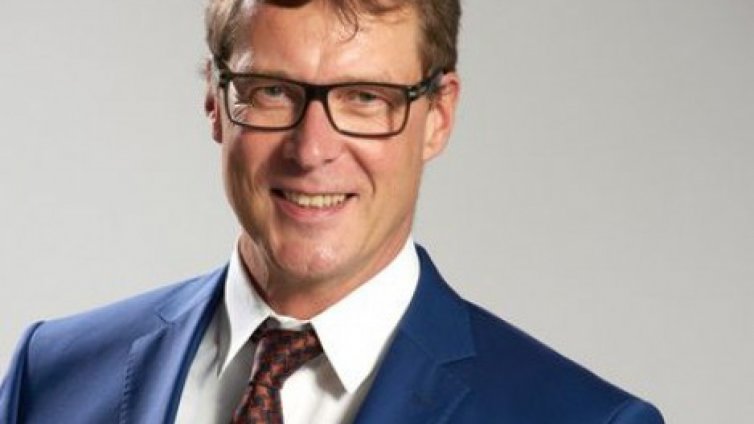 Летищата във Варна и Бургас с нов директор