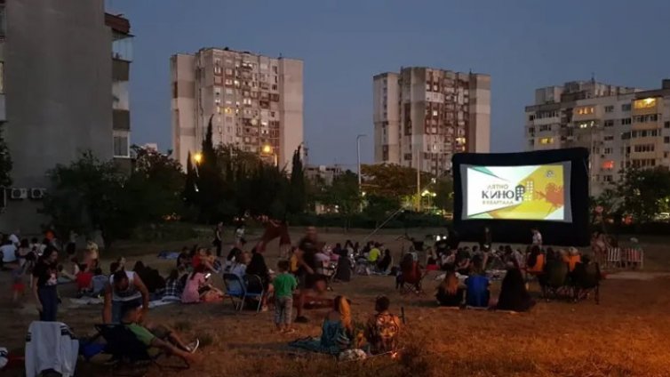 Лятно кино в Квартала e отново във Варна