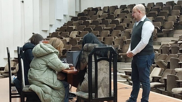 От днес: Варненци&nbsp;могат да получат техническа помощ за работа с електронното здравно досие