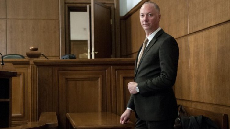 Кой ще бори монополите? Р. Желязков, К. Добрев...