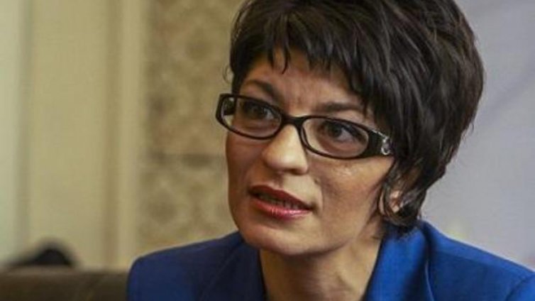 Десислава Атанасова: Кандидатът ни за президент е силно разпознаваем