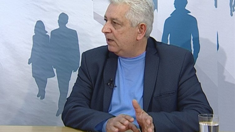 "Щрихи от утрото" (22.03.2016) - Защо Руското училище във Варна въвежда нова система за прием? 