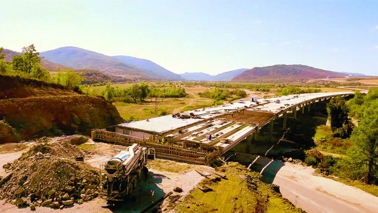 Още над 15 км от АМ “Хемус” ще бъдат завършени до края на годината