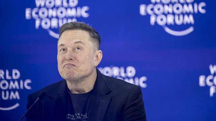 Името на Мъск в досиетата Епстийн срина акциите на Tesla