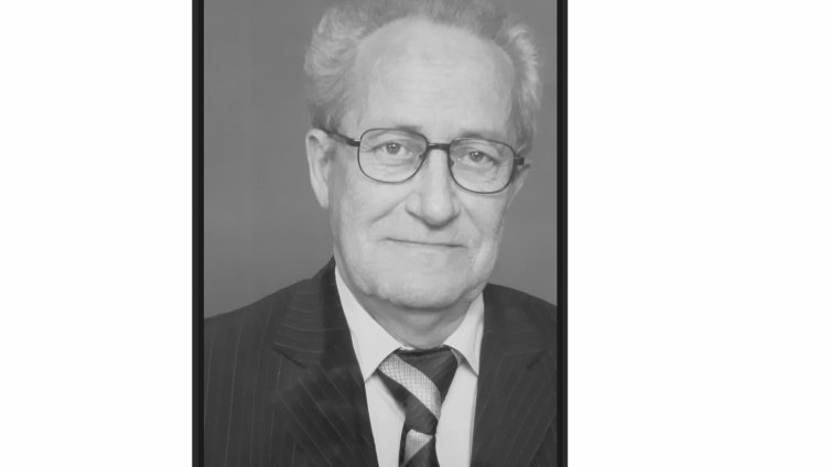 Почина доц. Иван Златаров