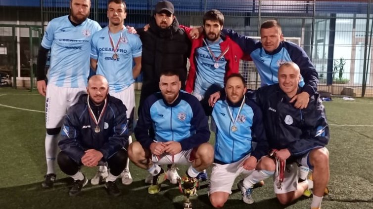 Победи за лидерите в първенствата на АМФЛ - Варна