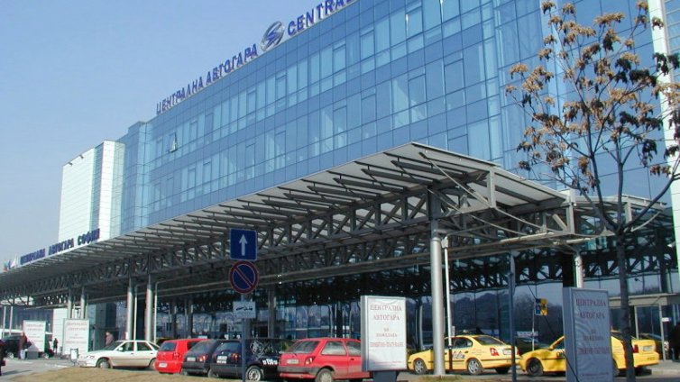 Местата за автобус от София към страната преди Коледа - пред изчерпване
