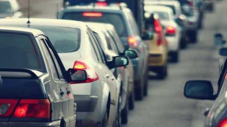 Лоша новина за шофьорите: Прихващачът на радари Waze - скоро забранен?