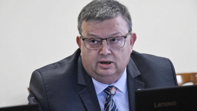 ВКС върна искането на Цацаров за делото на Полфрийман  