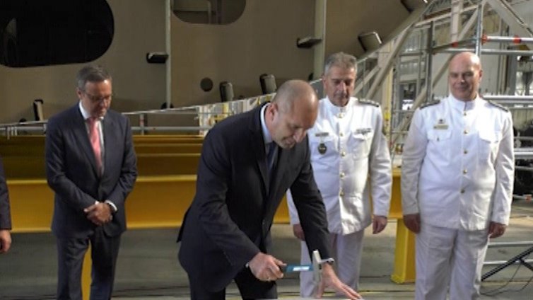Президентът: България решително застана на картата на военното корабостроене