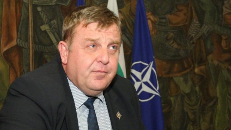 Каракачанов: Натискат ни за Северна Македония