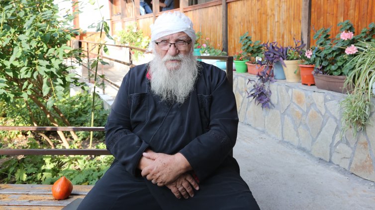 След боледуване: Почина отец Иван от Нови хан