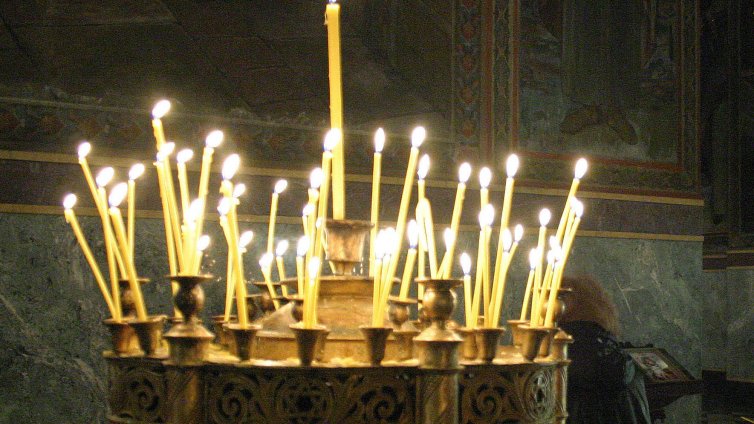 Свещеник: Хората се сещат за Възкресението само в дните преди Великден