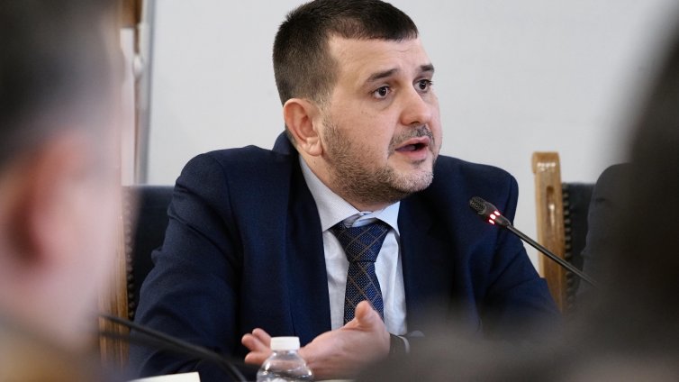ПП-ДБ заподозряха спекула с цените на горивата 