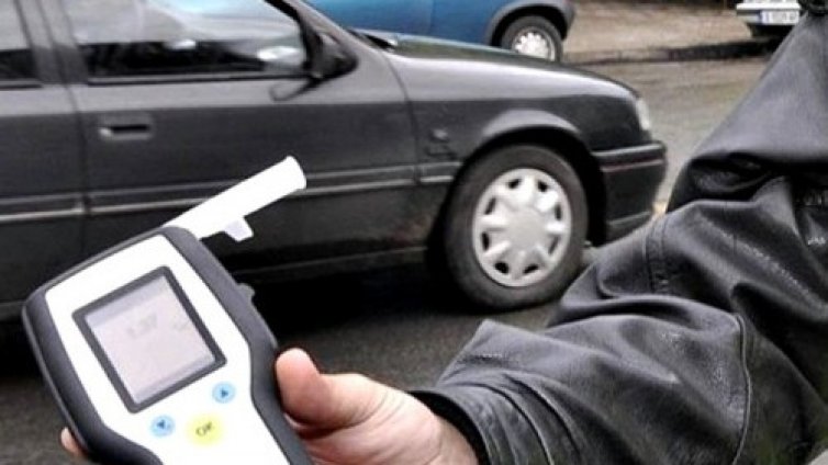 Спипаха шофьор, седнал зад волана след солидна почерпка