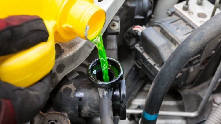 Как да разберем, че е време за смяна на антифриза?