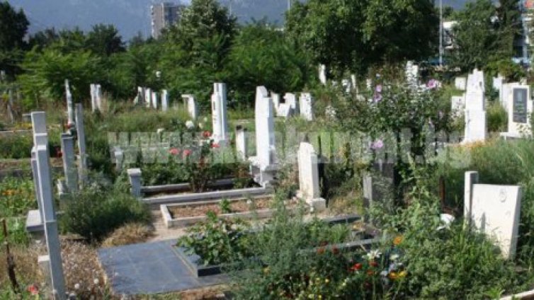 Решен е проблемът с гробищните места във Варна