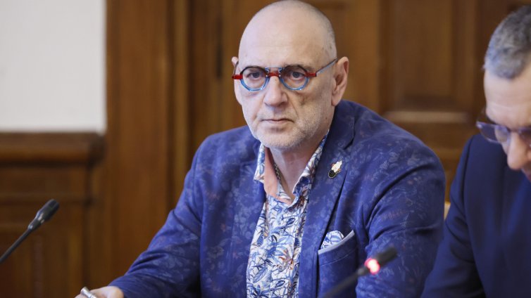 Състоянието на Любен Дилов-син се подобрява