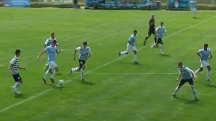 17-годишните "моряци" взеха скалпа на "акулите"