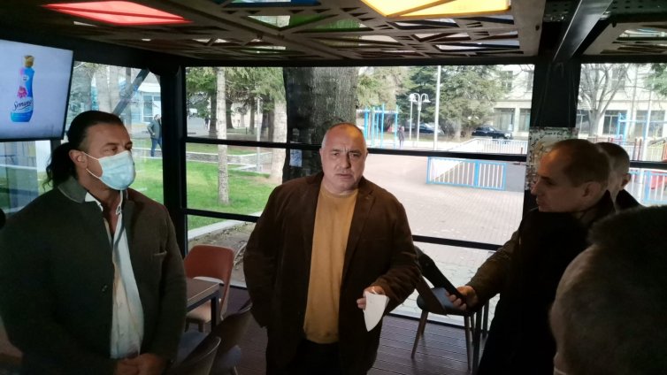 Премиерът: През следващата седмица ще бъдат разплатени близо 20 милиона лева по мярката за борба с пандемията