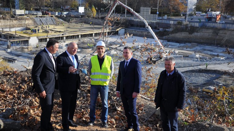 Красен Кралев: През последните 25 години няма построен нов стадион