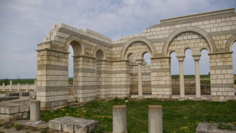 Културно-историческа конференция събира учени във Варна