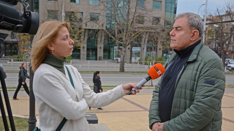 30 машини са в готовност да чистят снега във Варна